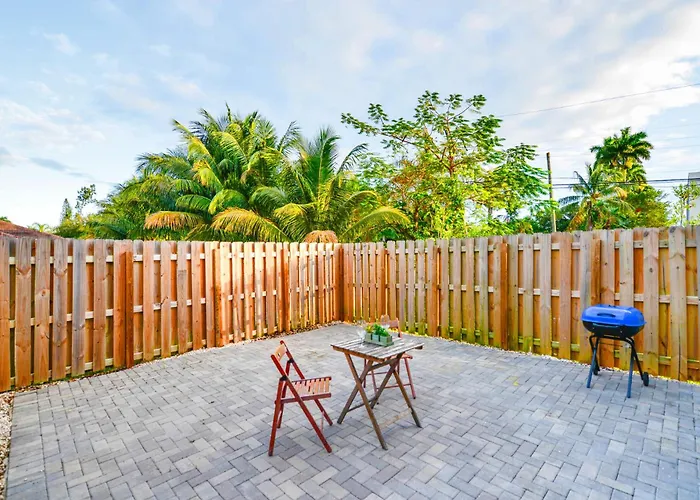 If You Are Looking For Spacious This Townhouse Is For You