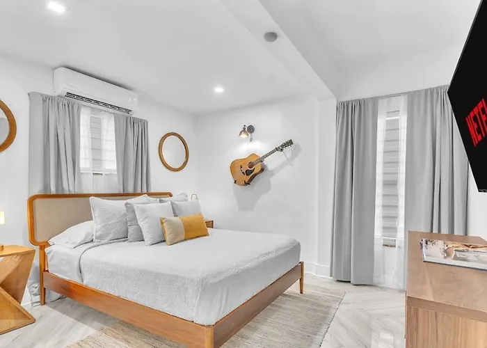 Miami Designer Apartment Unit 2