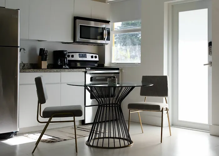 Playful Studio In Wynwood By Sonder