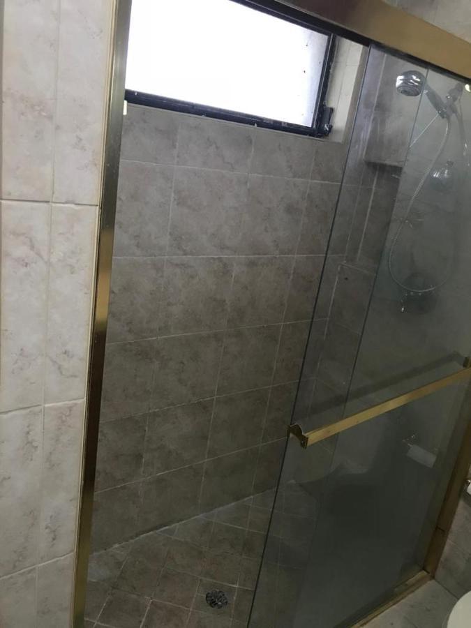 82-10sw 135av * Miami