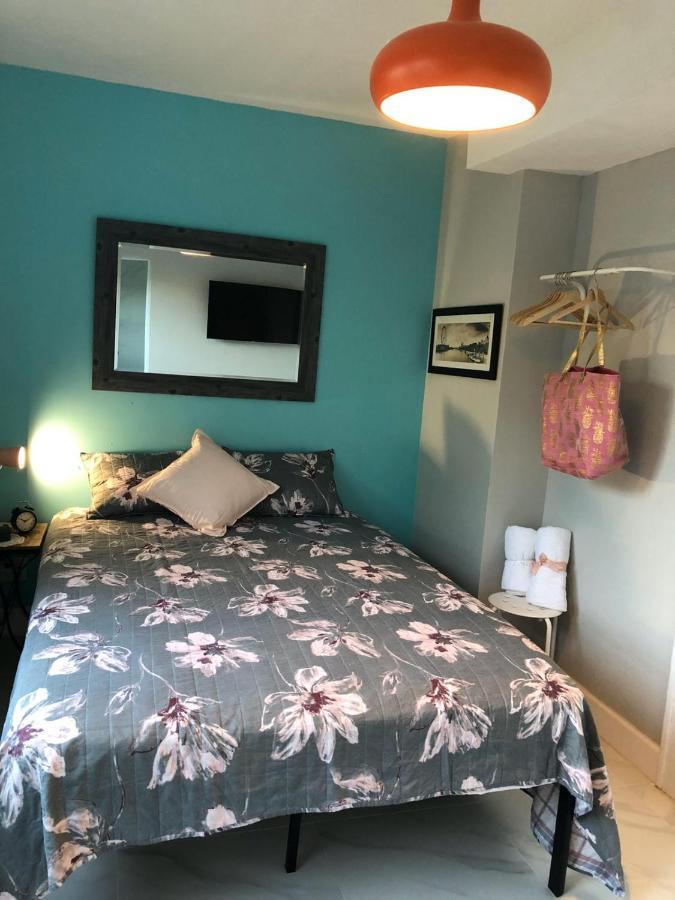 Cozy Aqua Private With Parking Homestay *