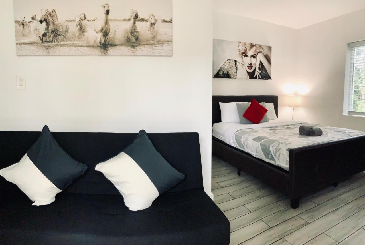 Adorable Private In The Heart Of Miami!