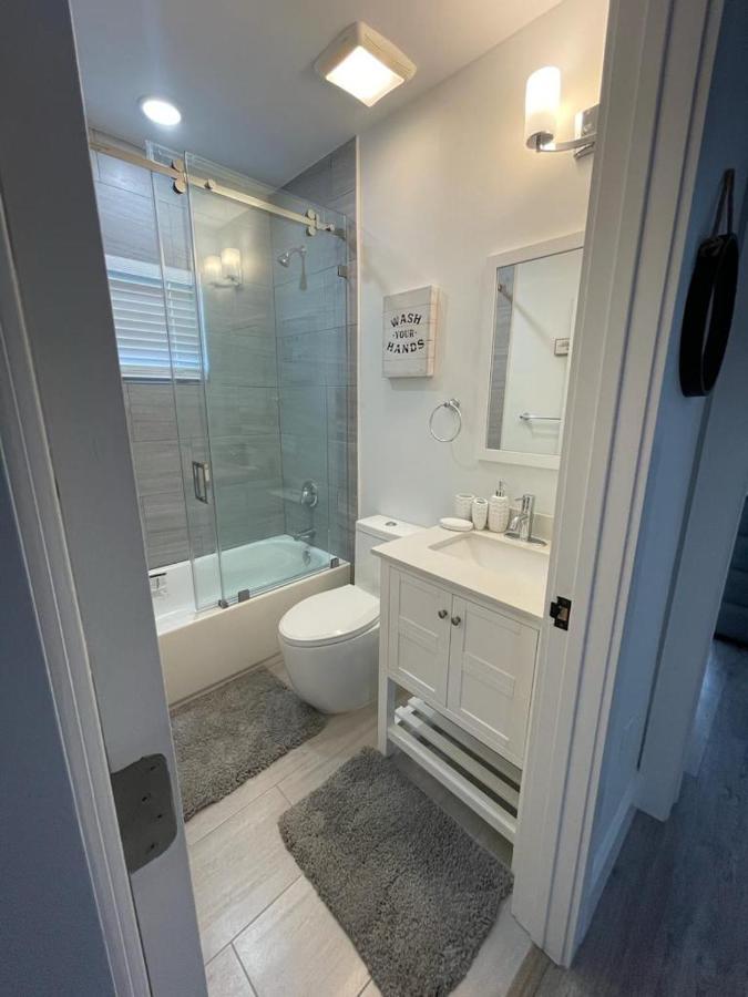 New Modern Cozy Apt Mins Away From South Beach And Wynwood Includes Free Parking Apartment