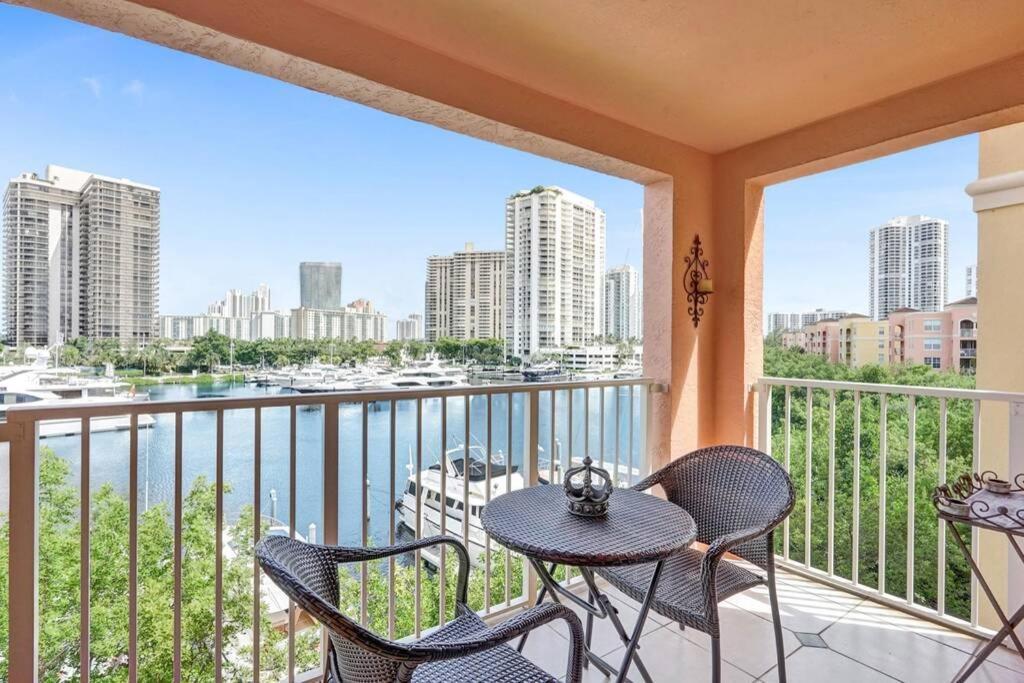 Yacht Club At Aventura Amazing Marina View Parking Included