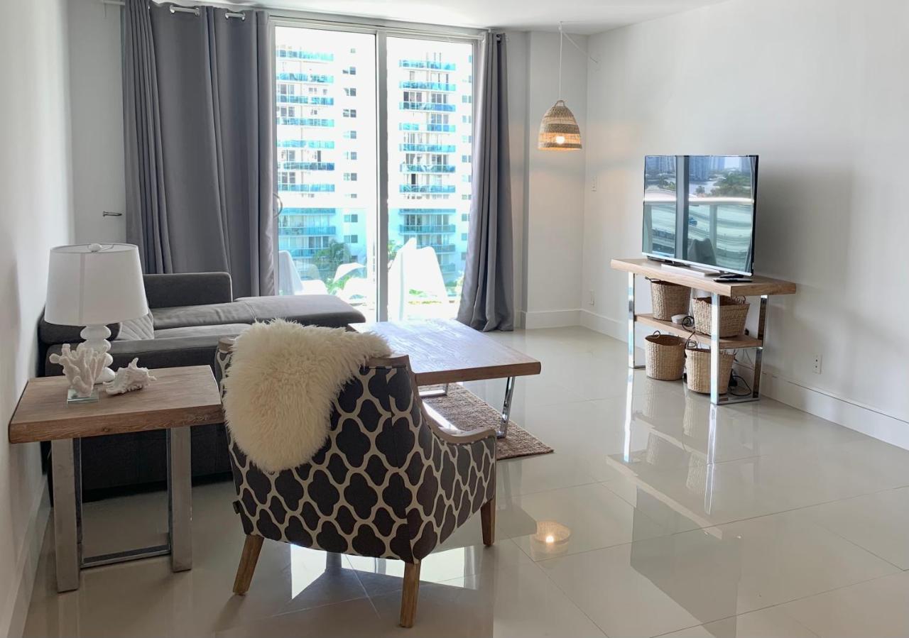 Sunny Isles Ocean Reserve 704 *