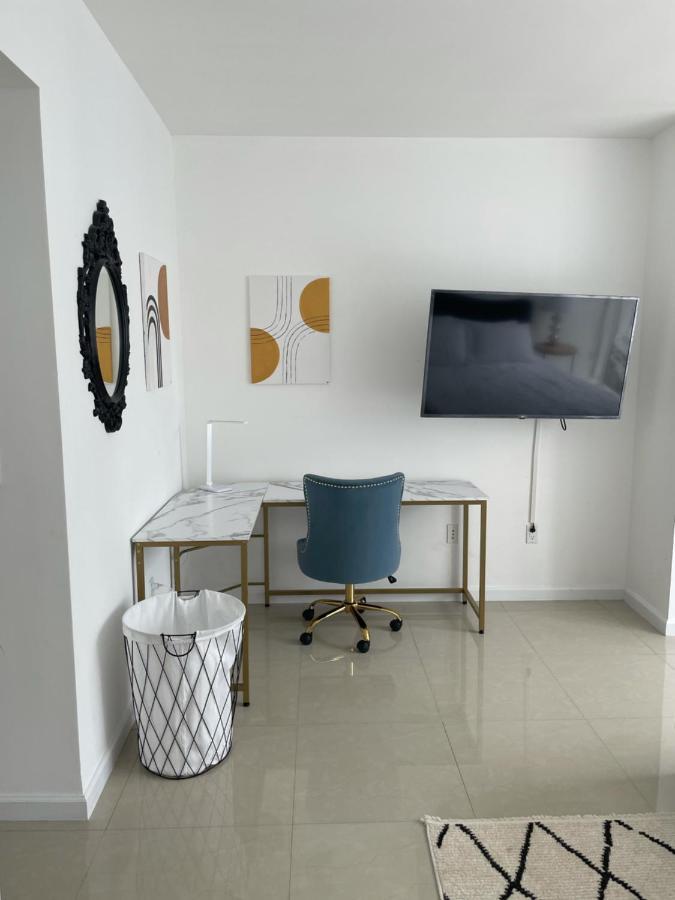 Iconbrickell Tower 3 W Residences *