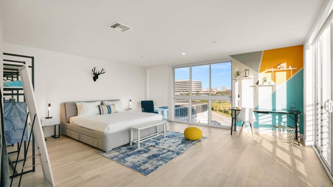 Apartment Lofts Of Aventura