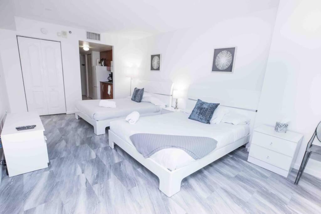 Spectacular Studio At Brickell, Free Parking *