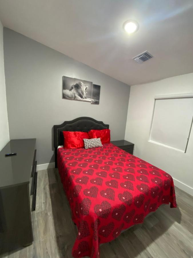 Apartment New Modern Cozy Apt Mins Away From South Beach And Wynwood Includes Free Parking *