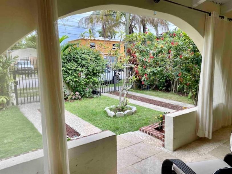 Holiday home Seaside Haven: Gated 2-bedroom With Den And Parking Miami