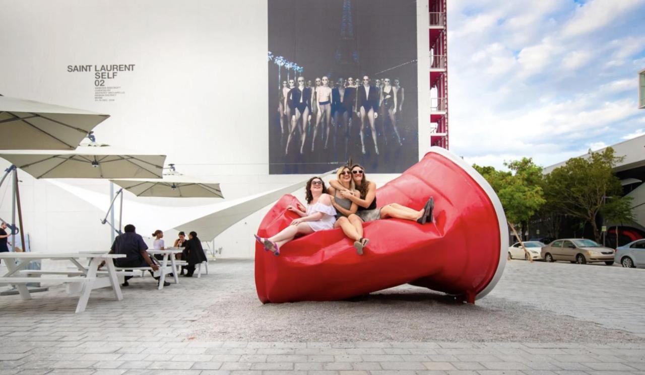 Design District By Midtown, Wynwood, Brickell, 10 Min To The Beach, Free Parking Holiday home *