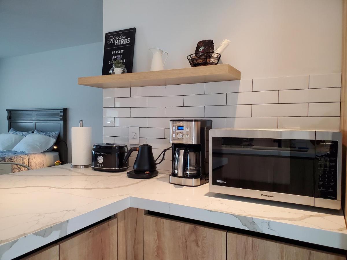Apartment Casa Cuba In Little Havana, Brickell, Calle 8 And 10 Minutes To The Free Parking
