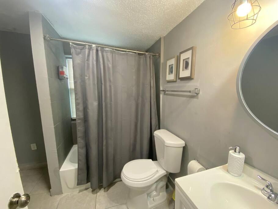 Modern Home, Great Location Miami-Wynwood Dwtn Mia Apartment *
