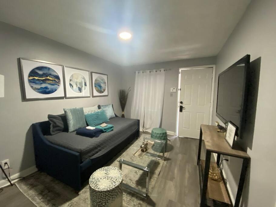 Modern Home, Great Location Miami-Wynwood Dwtn Mia Apartment