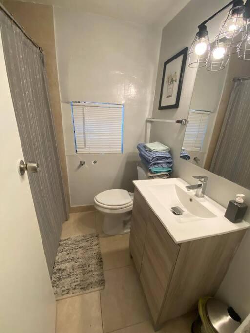 Modern Home, Great Location Miami-Wynwood Dwtn Mia Apartment *