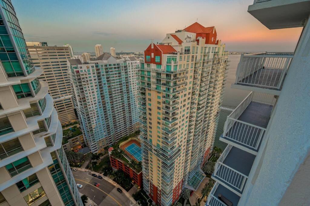 Apartamento High Floor Unit Located In Brickell - Free Parking Miami