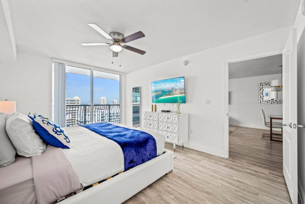High Floor Unit Located In Brickell - Free Parking Apartamento Miami