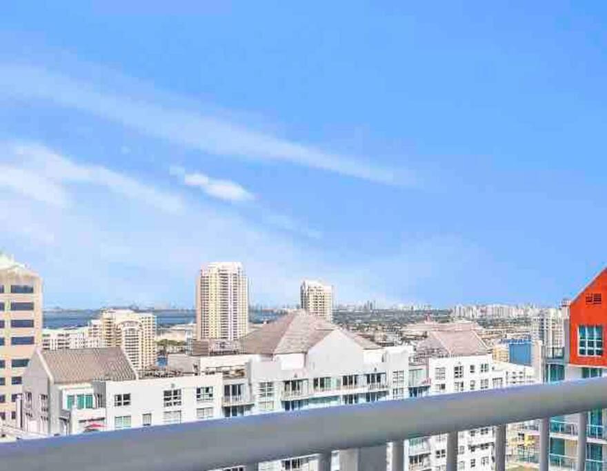 Apartamento High Floor Unit Located In Brickell - Free Parking
