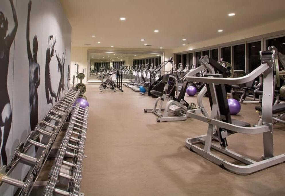 Gorgeous Unit At The W Building Priceless Location Apartamento