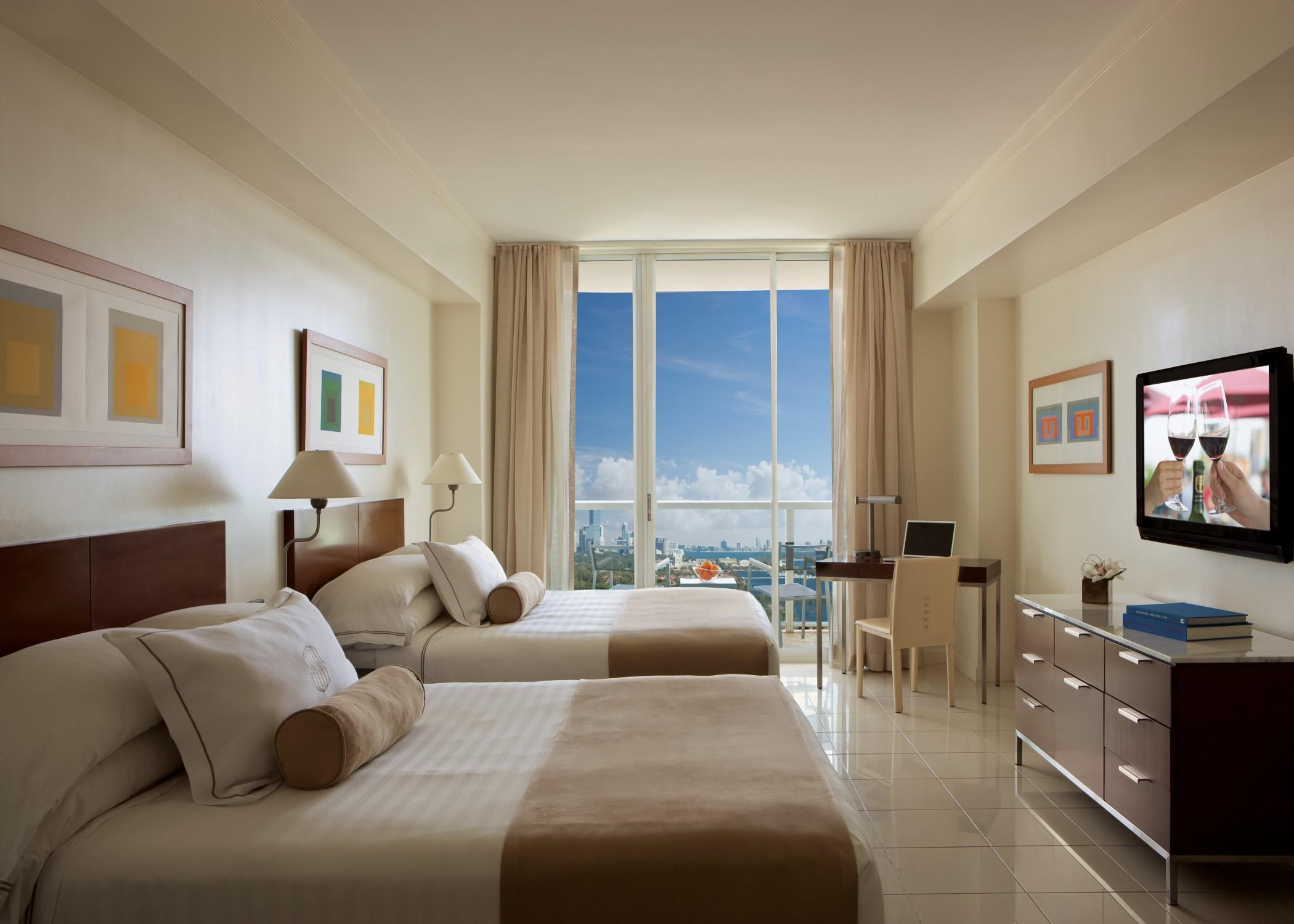 The Ritz-carlton Coconut Grove,