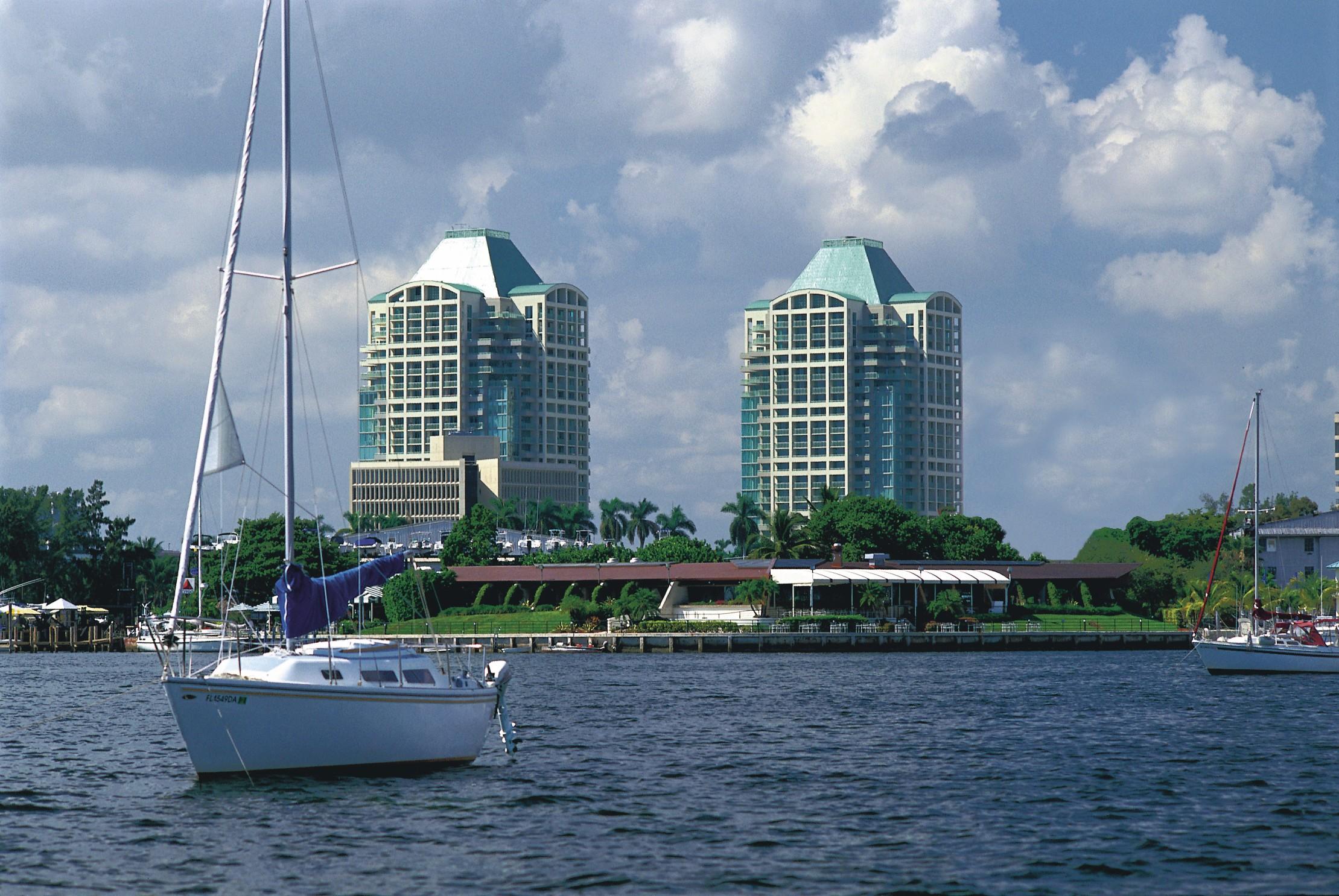 The Ritz-carlton Coconut Grove, 5* Miami