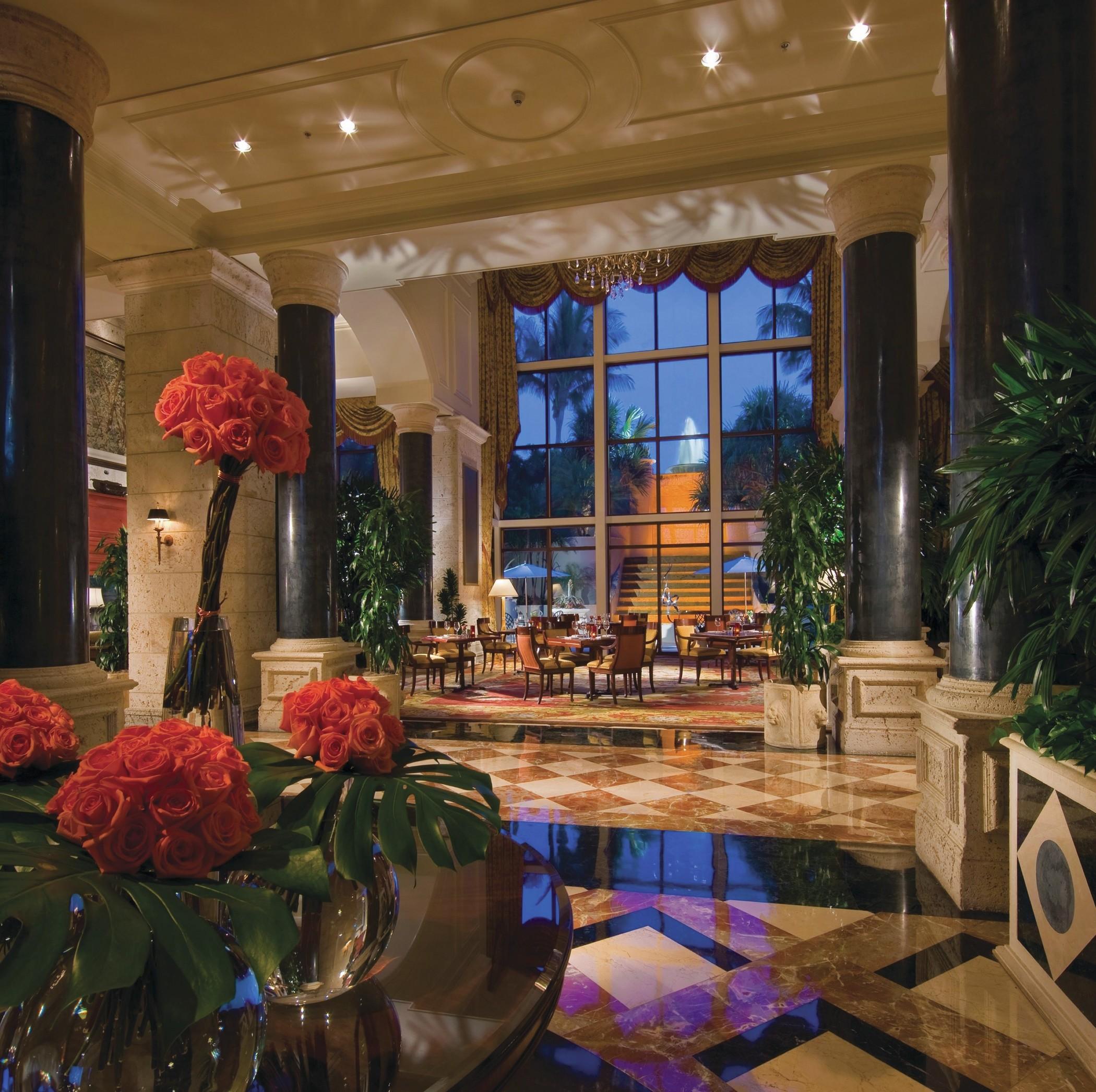 The Ritz-carlton Coconut Grove, Hotel