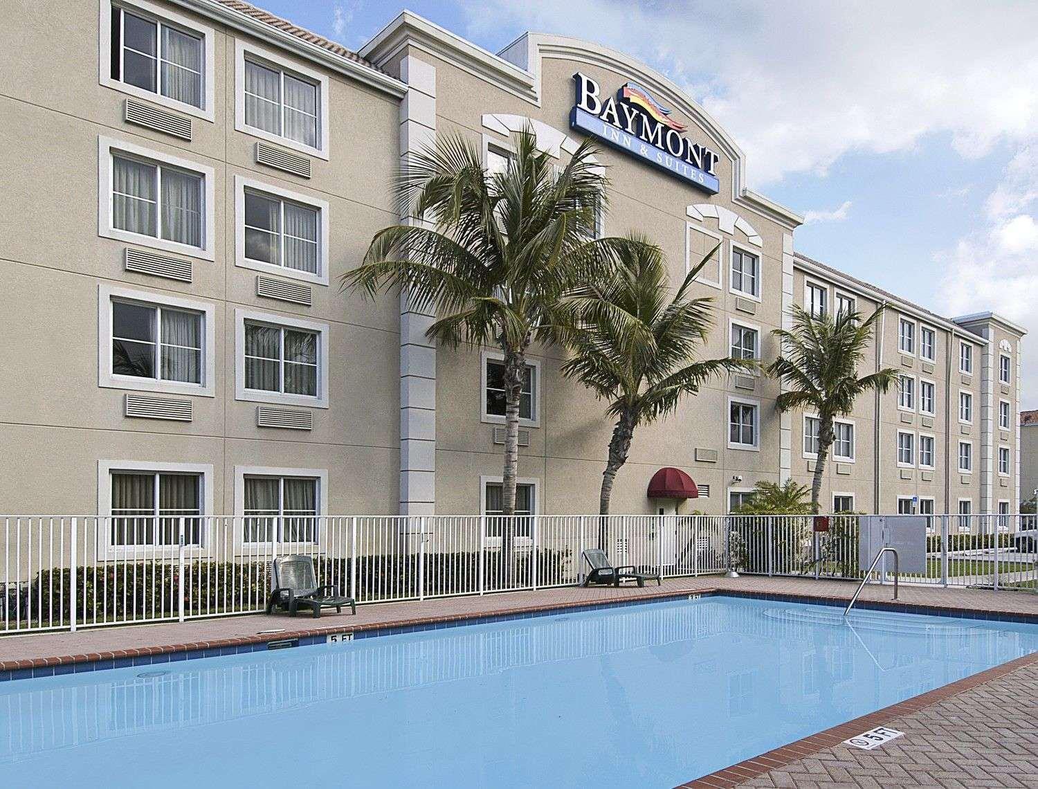 Spark By Hilton Doral Hotel 3*