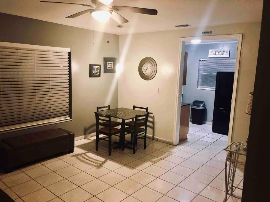 Our Cozy House In The Middle Of Miami