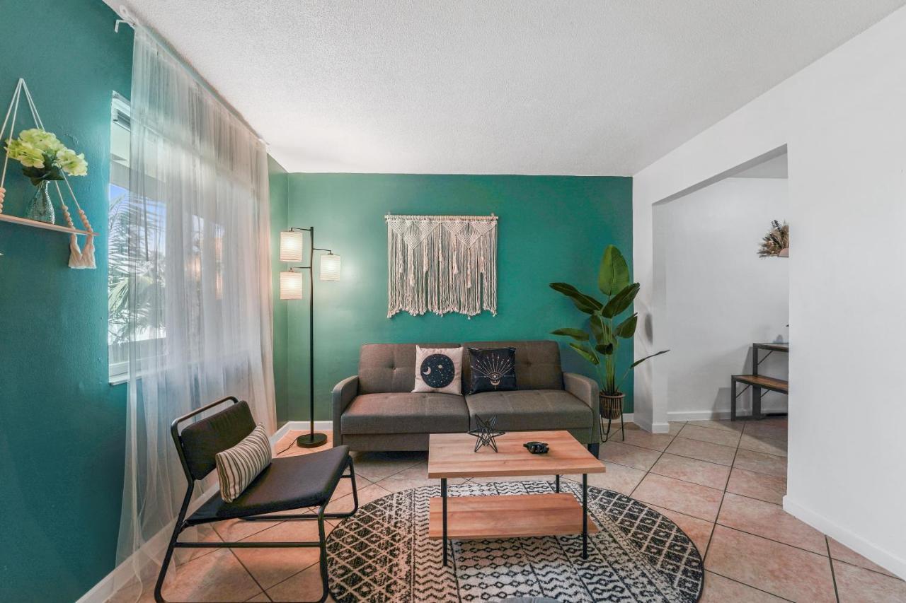 Apartment Specious 2 Bedroom Unit In Near Brickell *