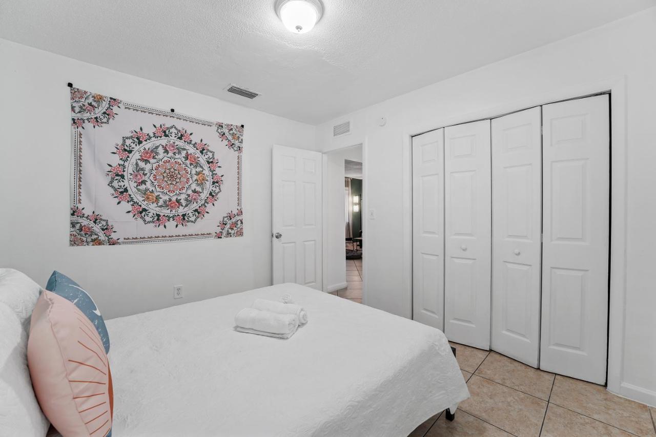 Apartment Specious 2 Bedroom Unit In Near Brickell