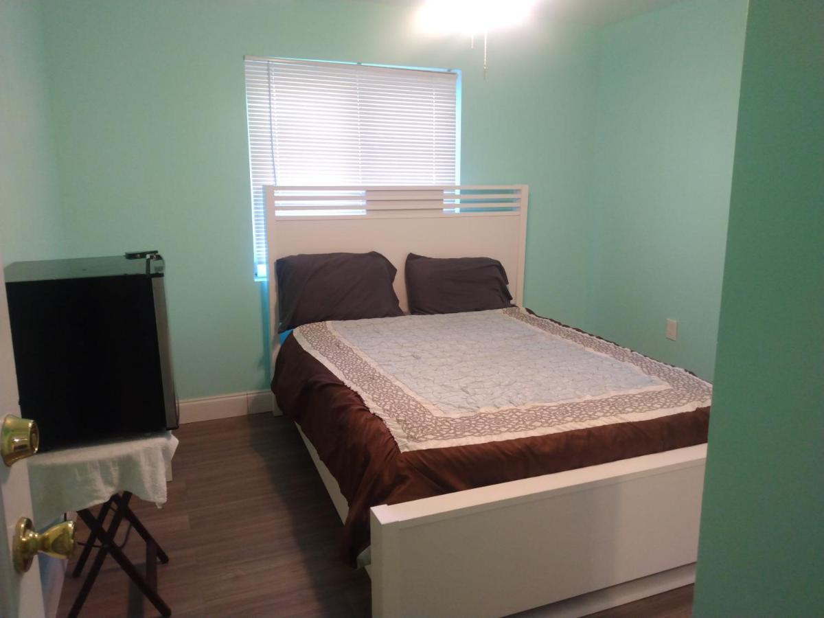 Mimo Studio With Private Entrance & Key Guest house