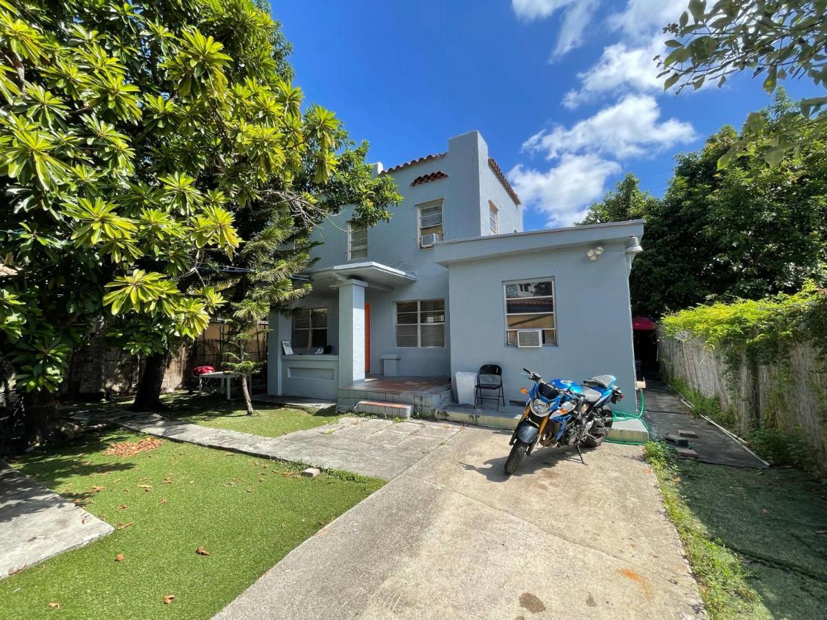 Guest house House