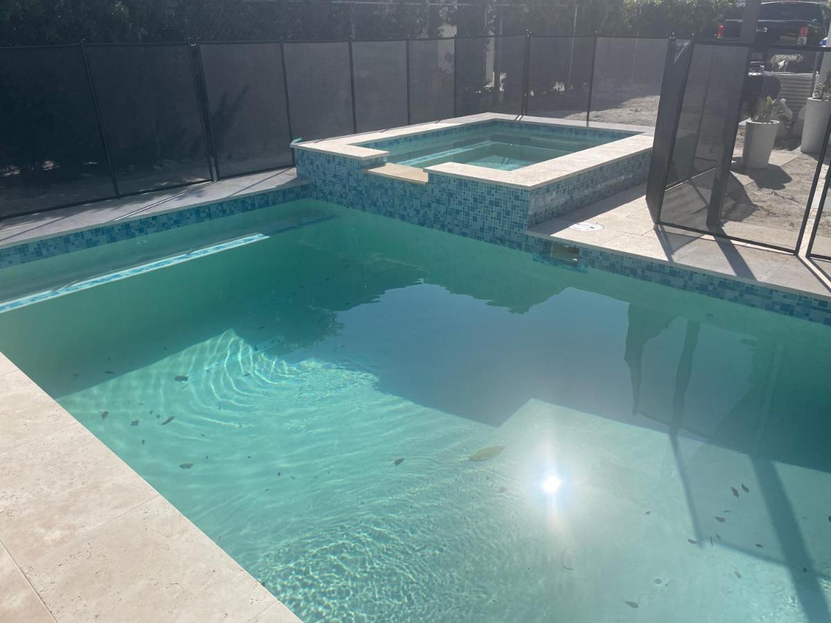 Casa de férias Design District 4 Bedroom Pool