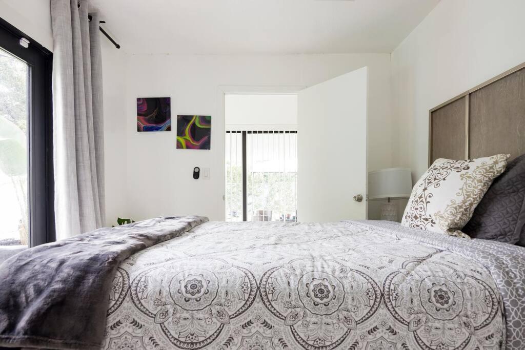 Casa de férias Design District 4 Bedroom Pool *