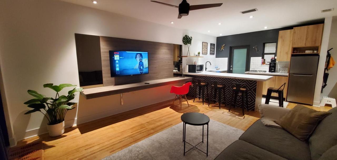 Casa Cuba In Little Havana, Brickell, Calle 8 And 10 Minutes To The Free Parking Apartment *