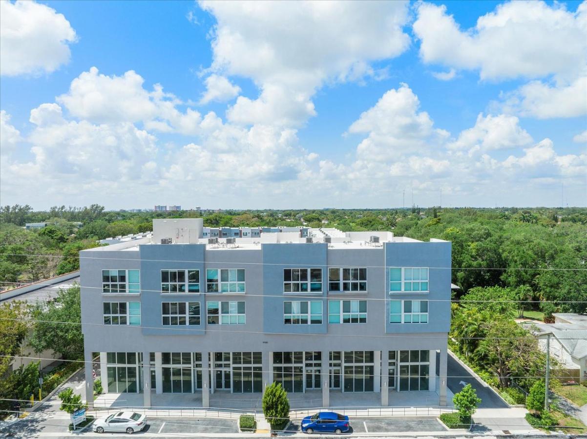 Lofts Of Aventura Apartment