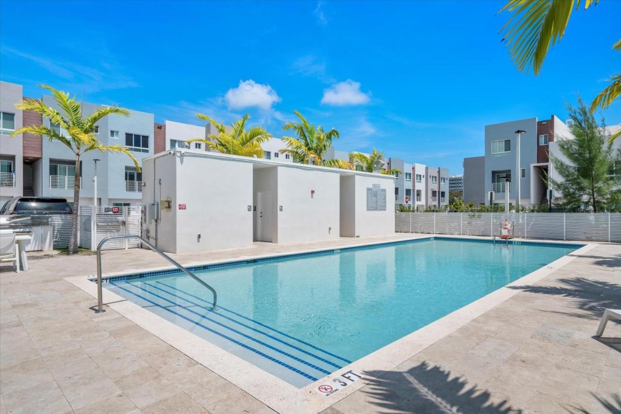 Lofts Of Aventura Apartment