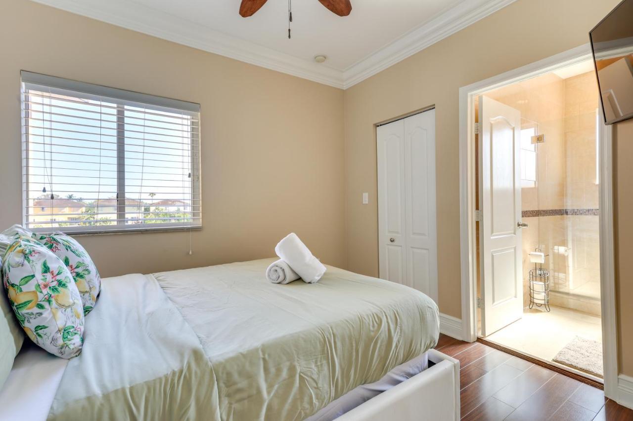 Spacious Retreat With Grill, Pool And Dock! *