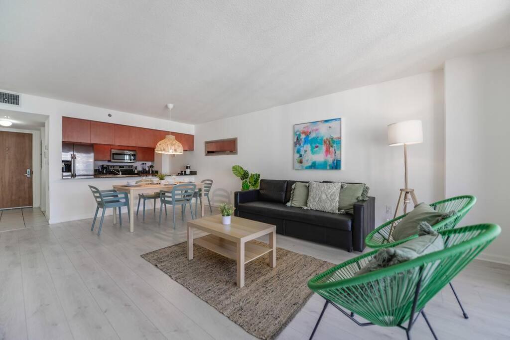 Apartamento Exclusive With Free Parking And Pool At Brickell *