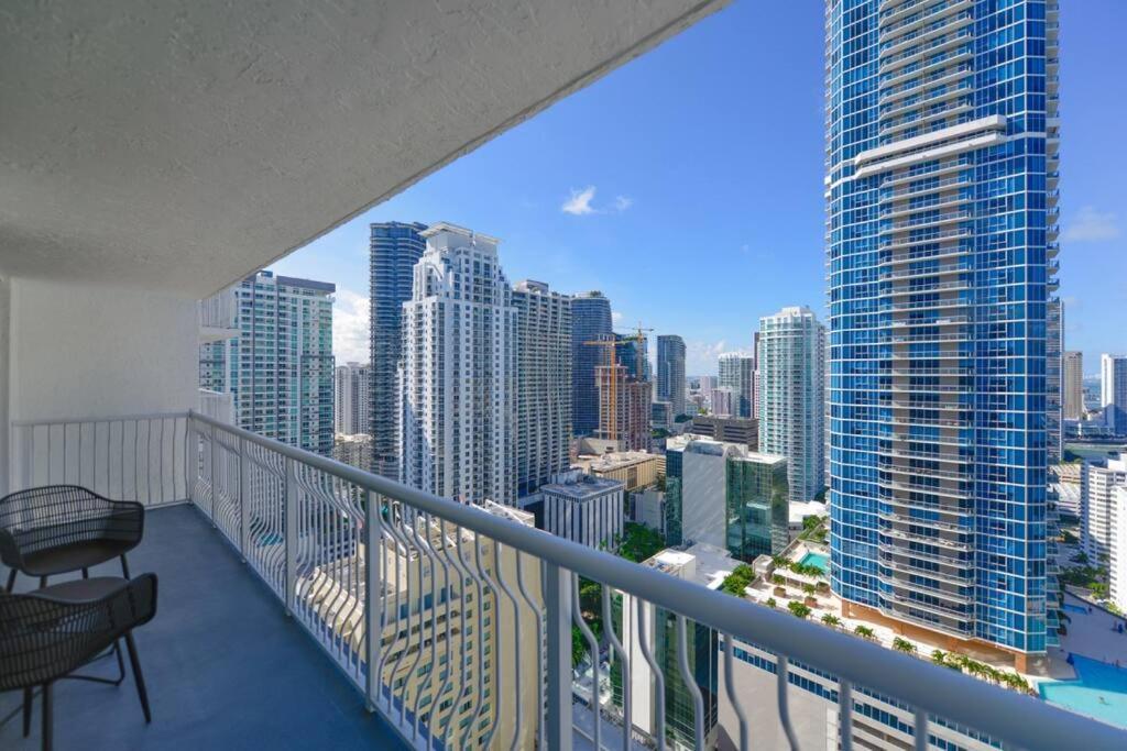 Exclusive With Free Parking And Pool At Brickell * Miami