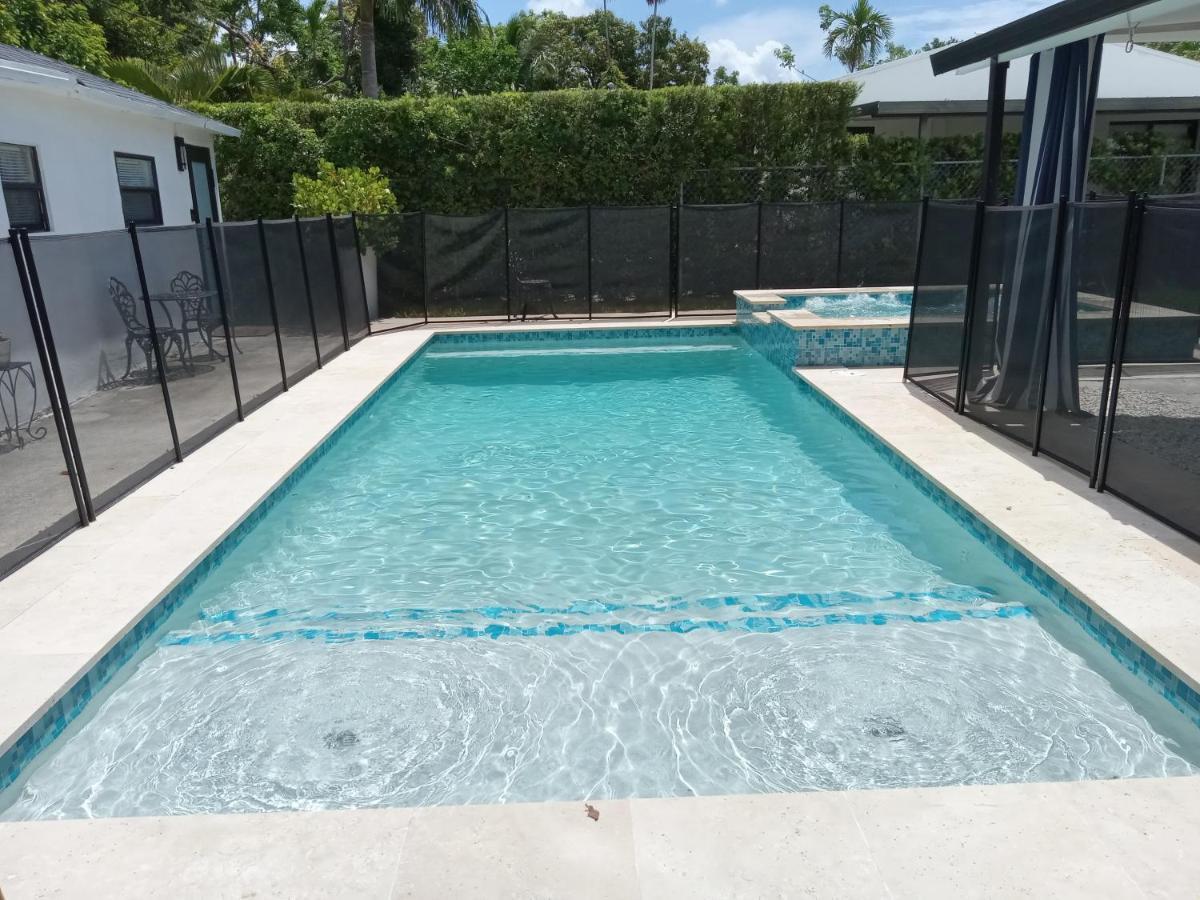 Design District 4 Bedroom Pool Casa de férias *