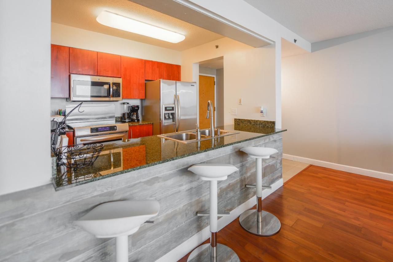 Spectacular 3 Bd Direct Ocean Balcony View Apartamento *