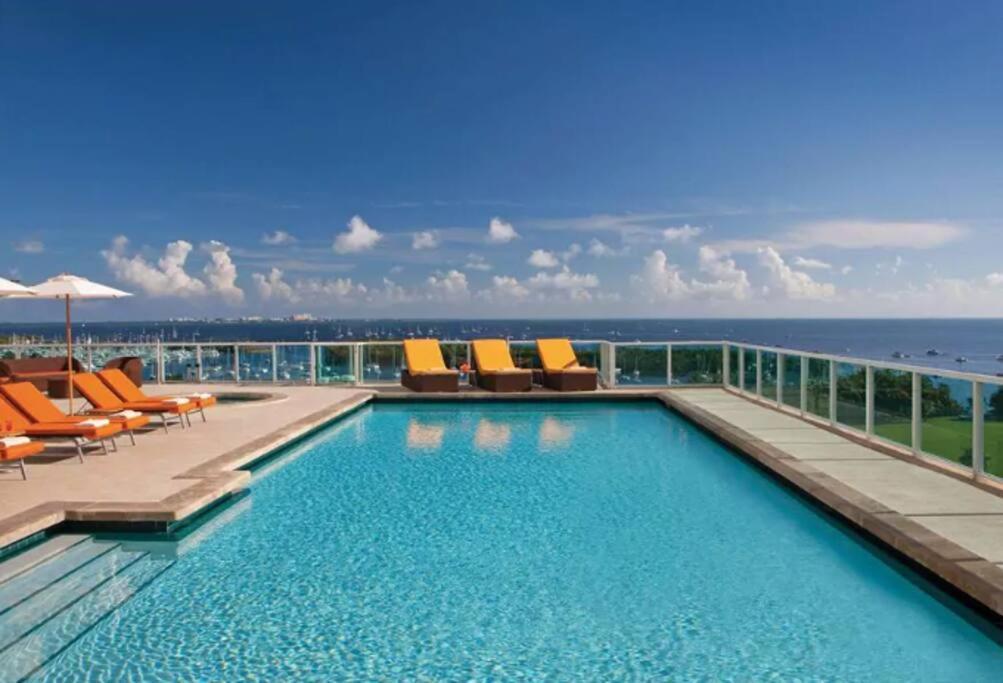 Amazing - Walking Distance To Cocowalk Apartment Miami