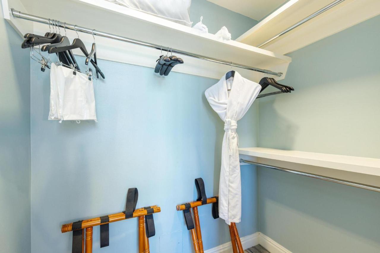 Unique 1br Located At Ritz Carlton-key Biscayne
