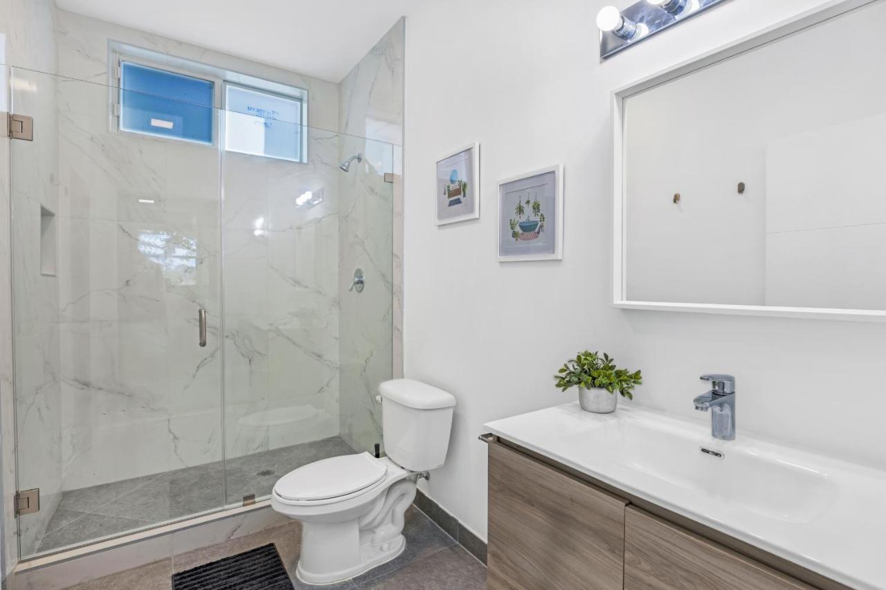 Up To 12 Guests! Modern Near Wynwood Miami