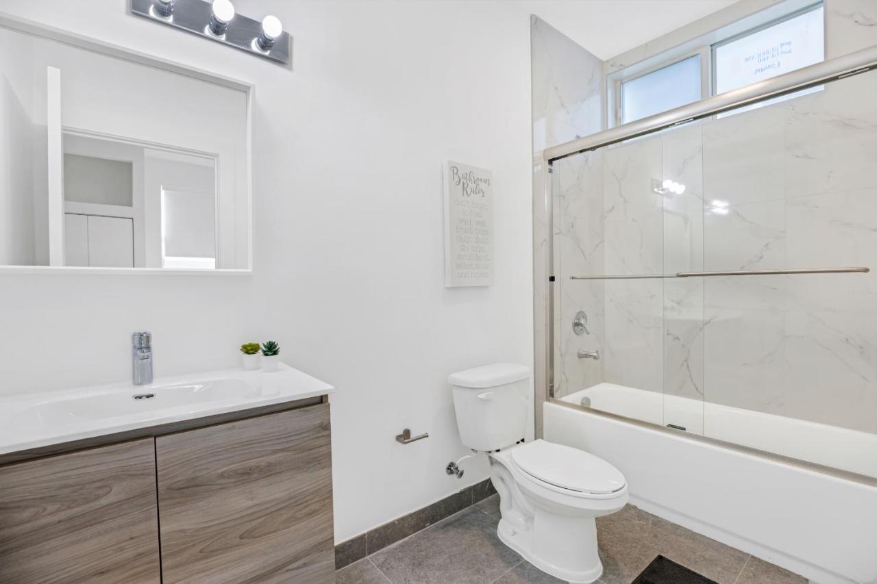 Up To 12 Guests! Modern Near Wynwood Holiday home *