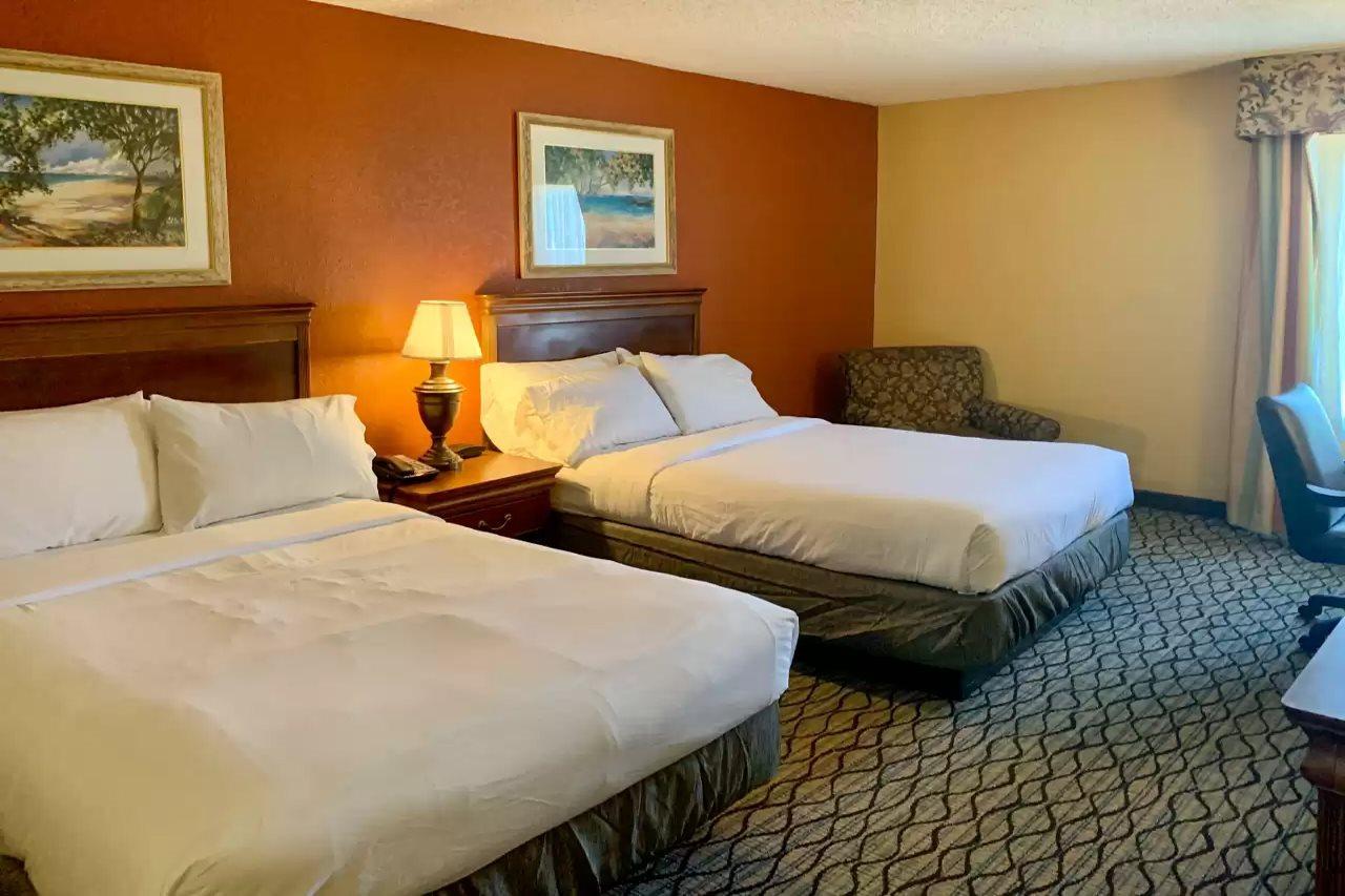 Airport Hotel 3*