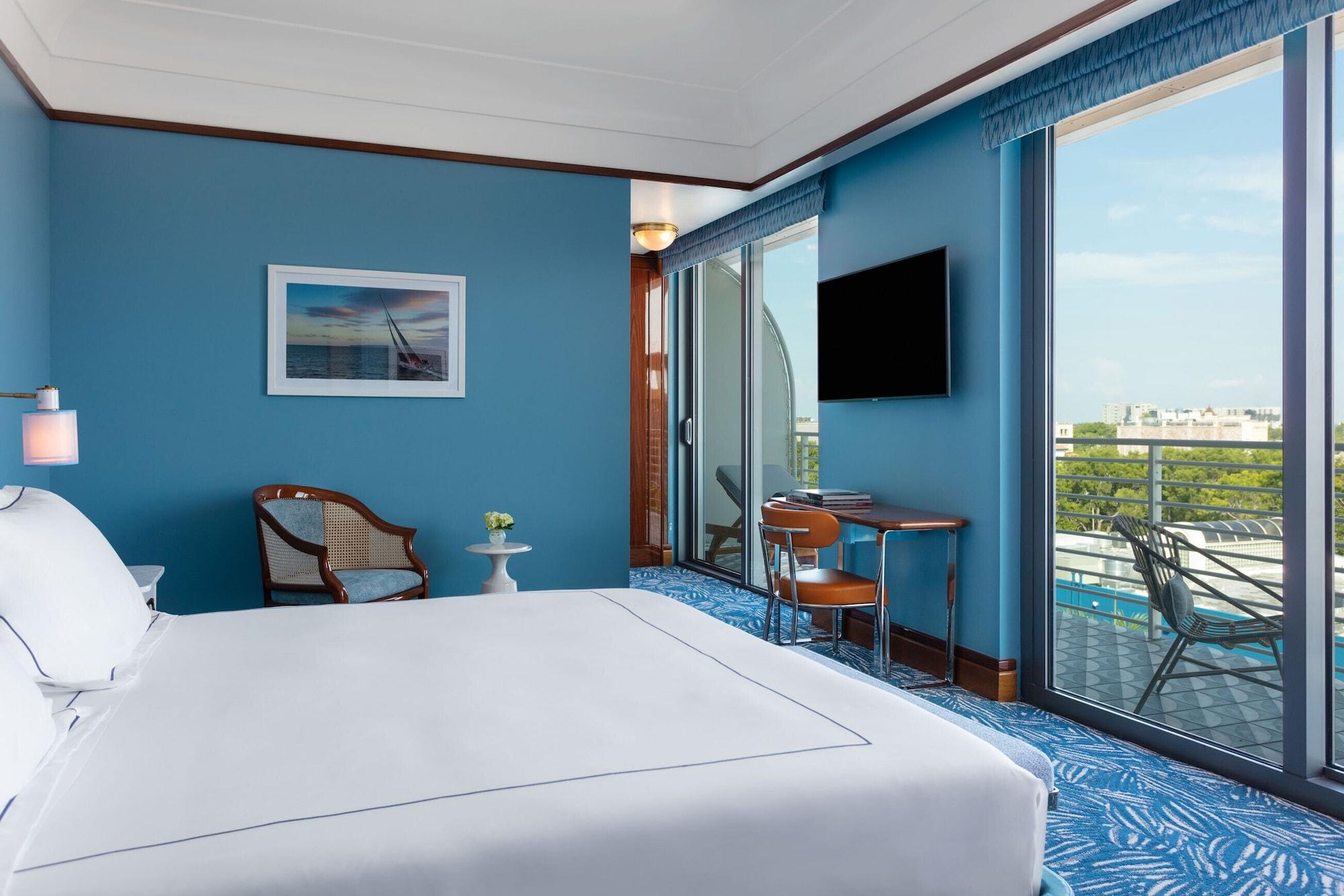 Mr. C - Coconut Grove Hotel Miami