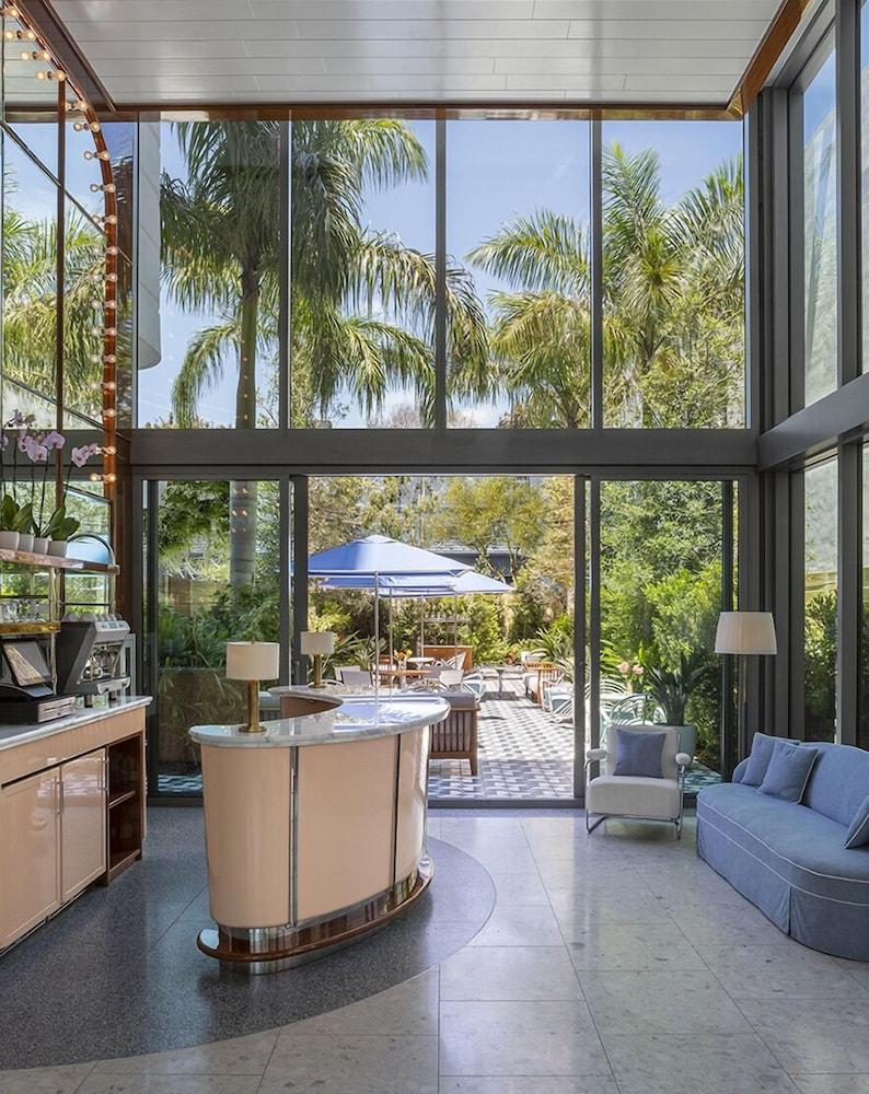 Mr. C - Coconut Grove Hotel