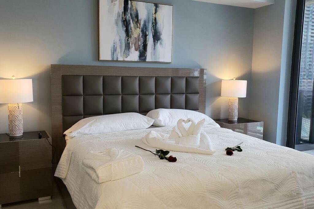 Gorgeous Upscale In The Middle Of Brickell * Miami